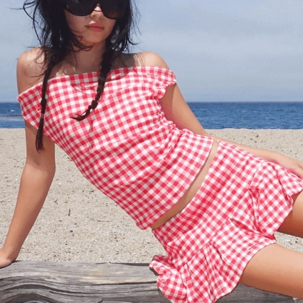 NWT! Omighty Gingham pointelle top in red checker print